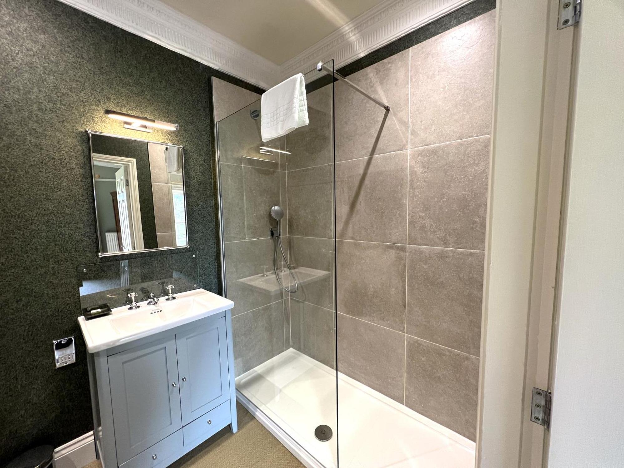 Swinton Park Hotel 4*